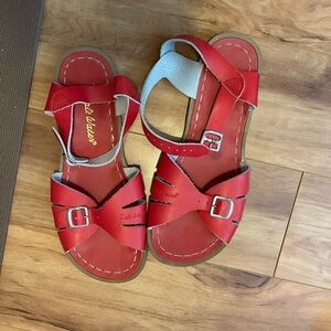 Salt Water Classic in Red. Big kid size 5/Women’s size 7